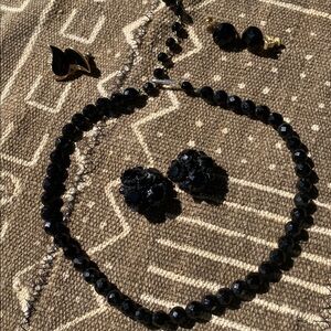 VTG 1950s Black Beaded Necklace and 3 Earring Set